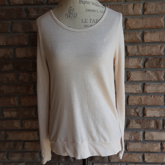 Obey Propaganda Long Sleeve Top with Cut-out Detail in Back. - Picture 2 of 9